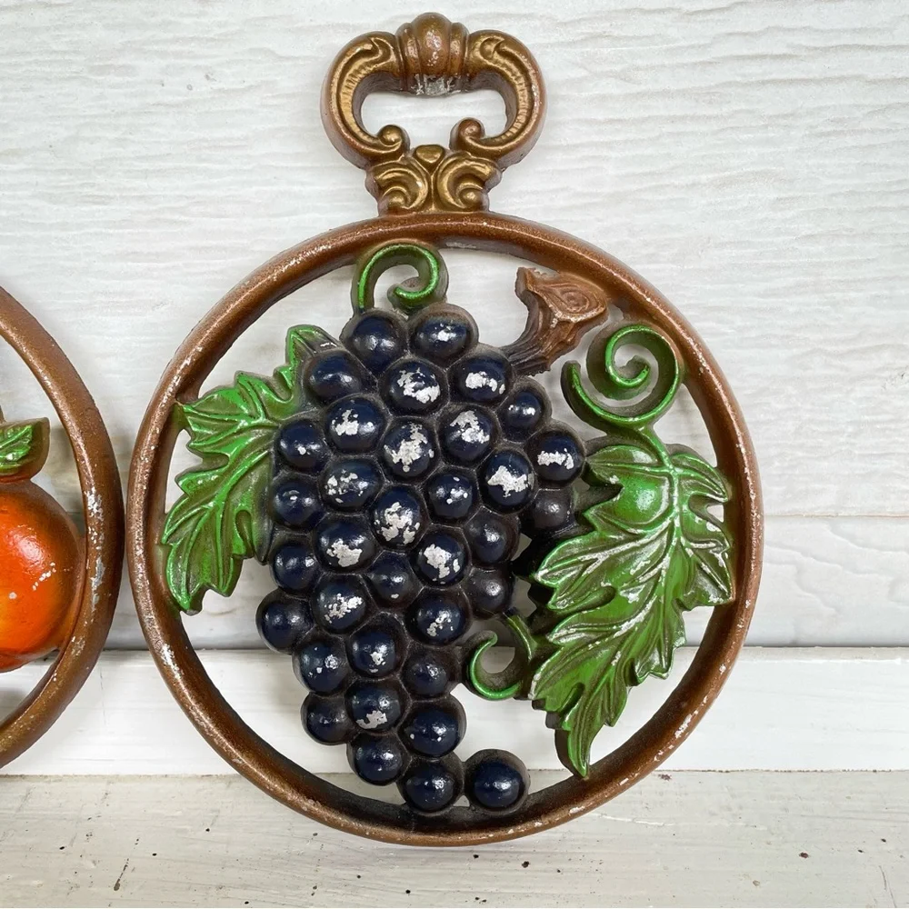 Vintage 1975 Sexton Metal Fruit Wall Decor